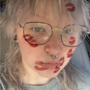 Meet your Posher, Morgan